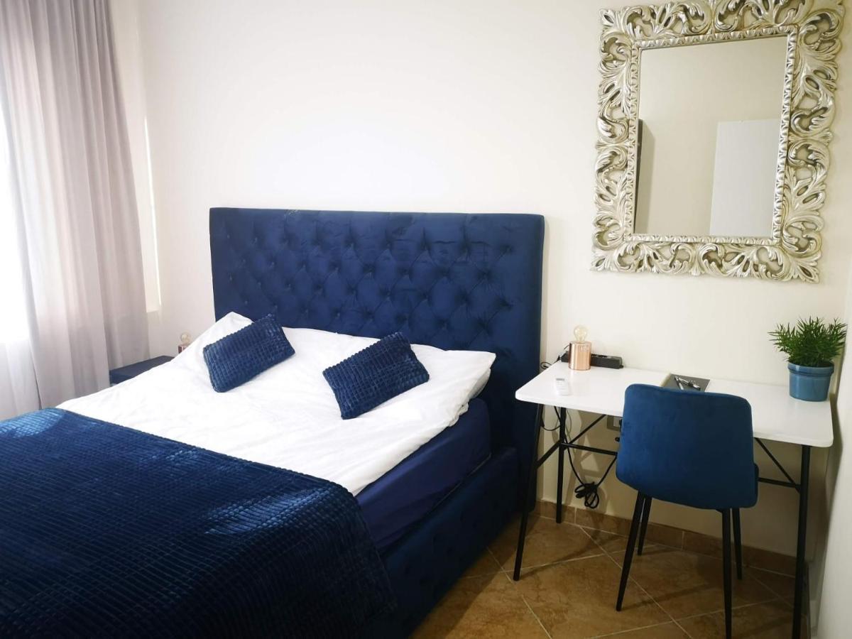 Riviera Deluxe Appartamento Vlorë